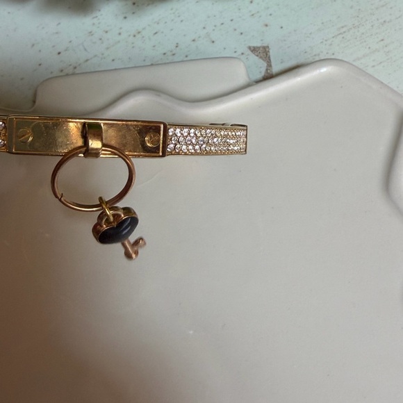 Michael Kors bundle (2) Green leather Cardholder  and gold hinge bracelet - Picture 10 of 11